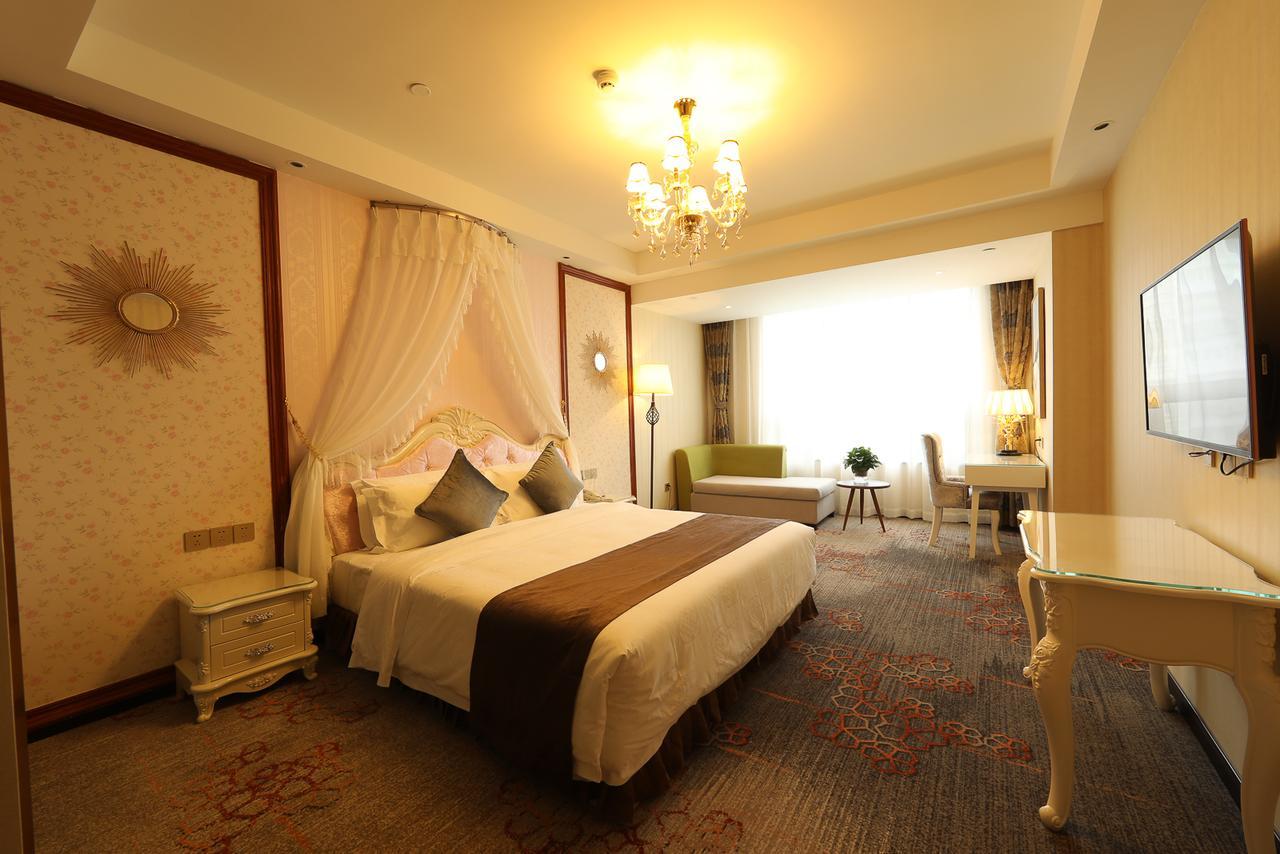 Zhi Hui Tang Feng Ze Hotel Chengdu Exterior photo