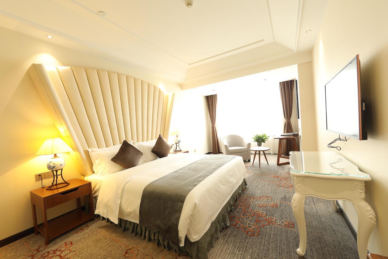 Zhi Hui Tang Feng Ze Hotel Chengdu Exterior photo
