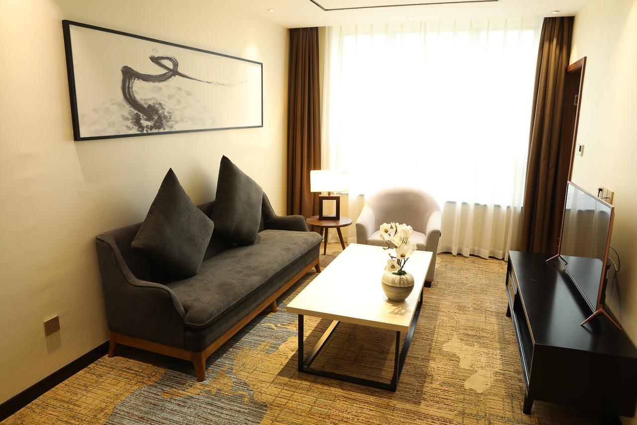 Zhi Hui Tang Feng Ze Hotel Chengdu Exterior photo