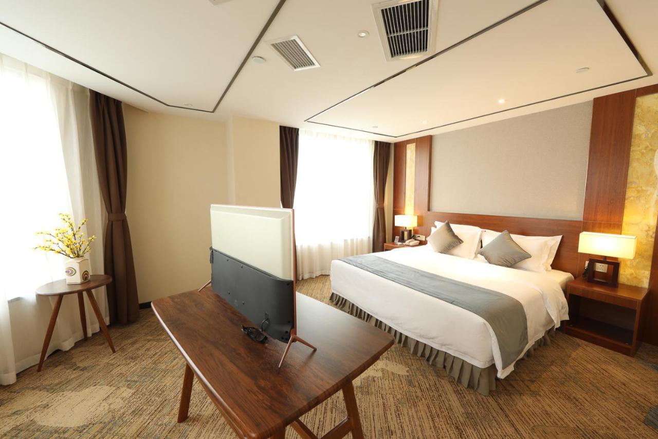 Zhi Hui Tang Feng Ze Hotel Chengdu Exterior photo